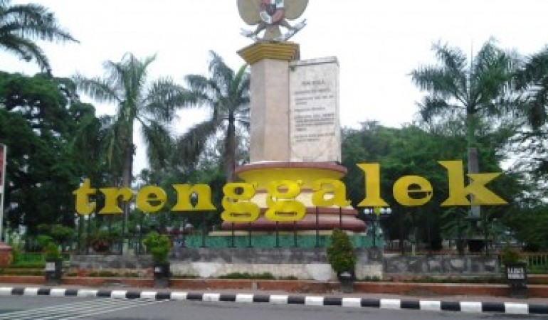 Objek-Wisata-Favorit-Di-Trenggalek-Jatim - Bukubiruku