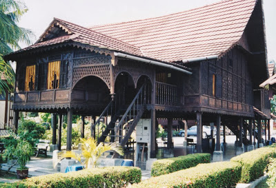 Rumah Adat Kepulauan Riau