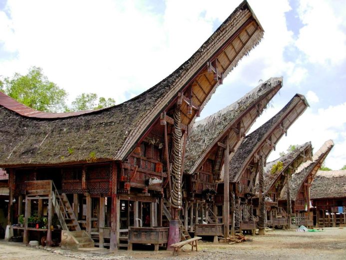 Rumah Adat Provinsi Sulawesi Selatan