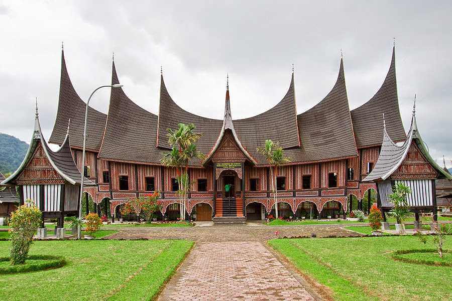 Rumah Adat Provinsi Sumatera Barat
