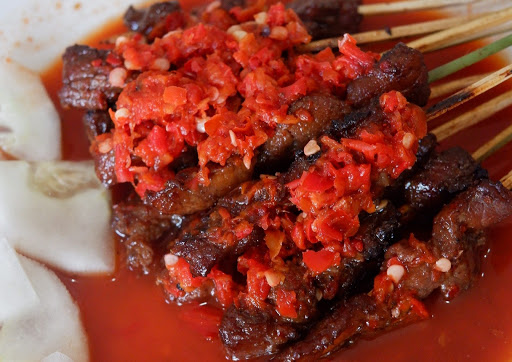 Sate Plecing mak lulut