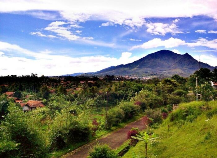 Gunung Manglayang