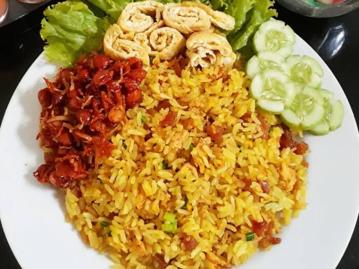 Nasi Goreng Kunyit.