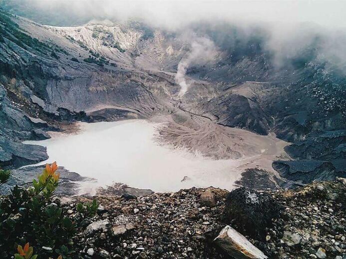 Tangkuban Perahu