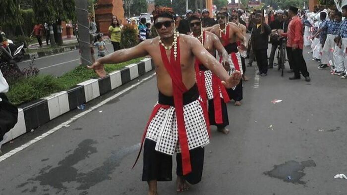 Tari Angklung Bungko Cirebon